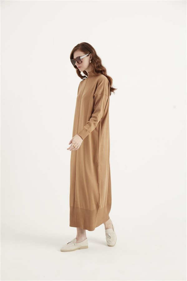 Efsun Model Camel